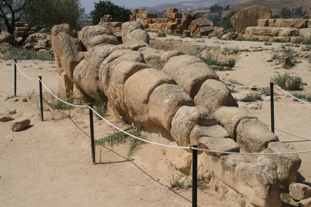 11_Agrigento - telamon dříve podpíral chrám Dia